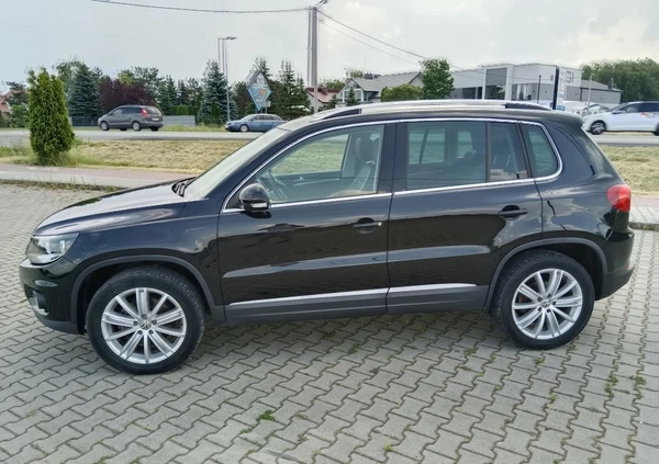 Volkswagen Tiguan cena 39900 przebieg: 230000, rok produkcji 2012 z Stąporków małe 379